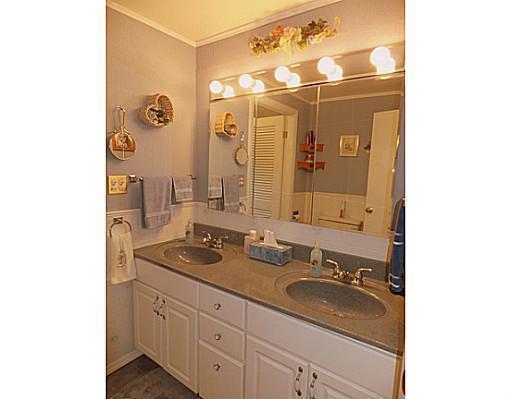 149 Readfield Road Manchester, ME 04351 - Photo 11 of 25 Bathroom.