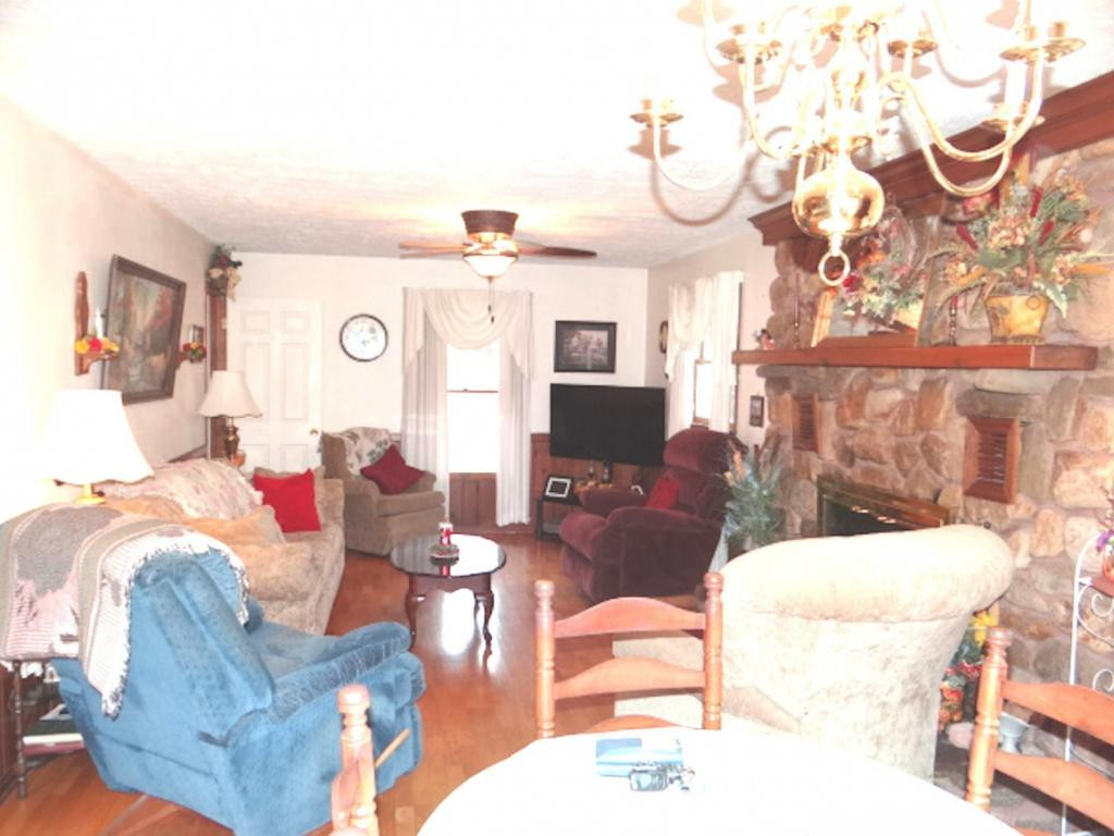 27158 Rich Valley Road Abingdon, VA 24210 - Photo 4 of 35 Photo 4