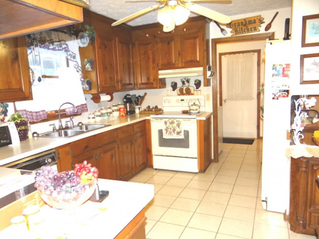 27158 Rich Valley Road Abingdon, VA 24210 - Photo 8 of 35 Photo 9