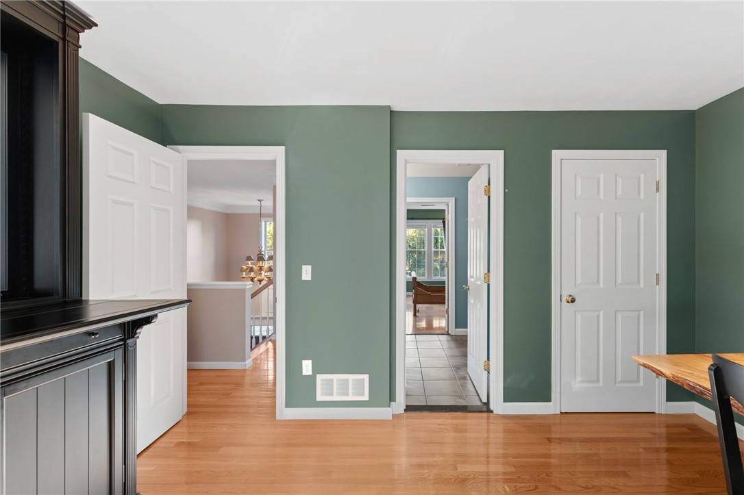 44 Castle Rocks Road Warwick, RI 02886 - Photo 35 of 49 Gallery Image 35
