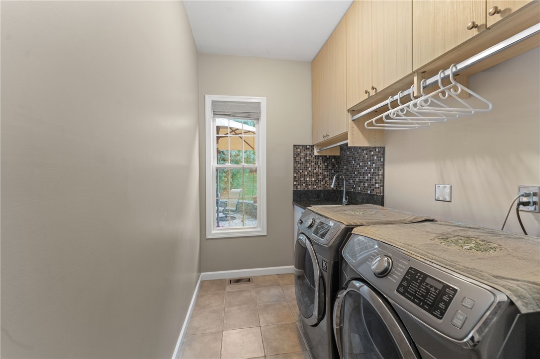 44 Castle Rocks Road Warwick, RI 02886 - Photo 37 of 49 Gallery Image 37