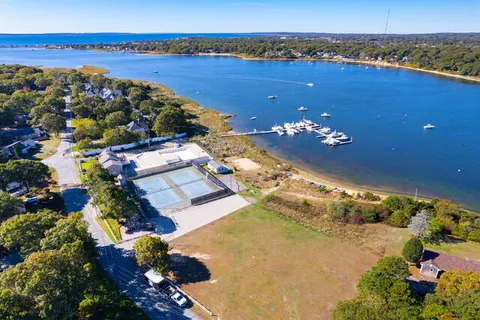 $1,975,000 | 49 Striper Lane, East Falmouth, MA 02536