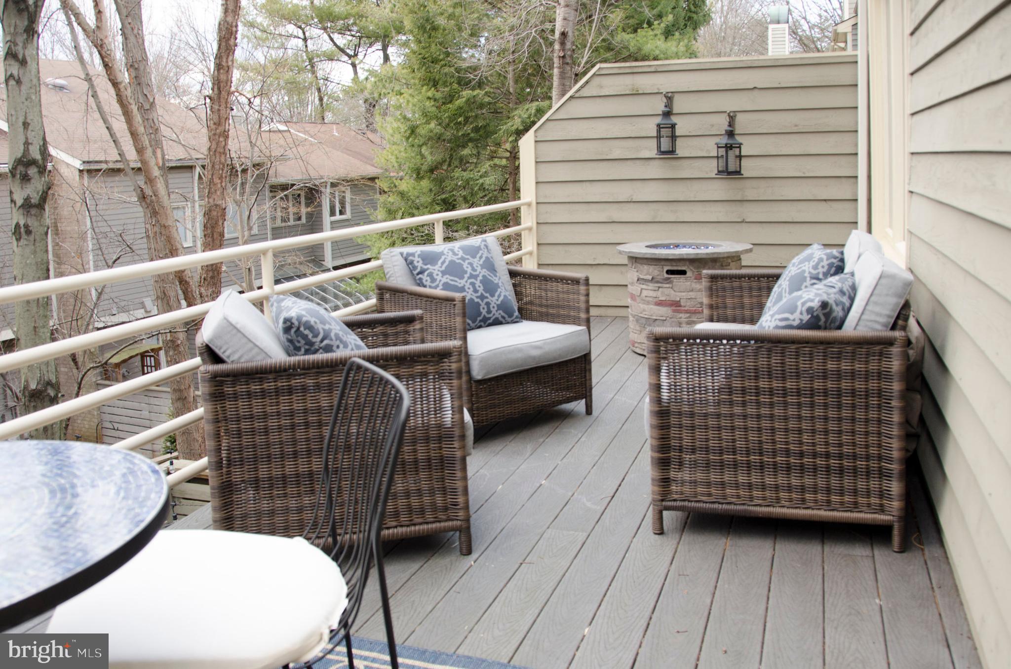 11112 Lakespray Way Reston, VA 20191 - Photo 34 of 42 Gallery Image 34