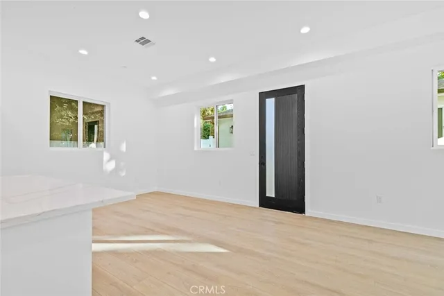 $1,850,000 | 6842 Cedros Avenue, Van Nuys, CA 91405