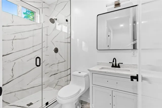 $1,850,000 | 6842 Cedros Avenue, Van Nuys, CA 91405