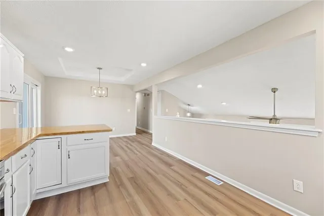 $369,900 | 8615 North Wayland Avenue, Kansas City, MO 64153