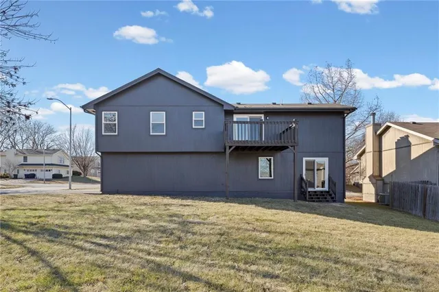 $369,900 | 8615 North Wayland Avenue, Kansas City, MO 64153