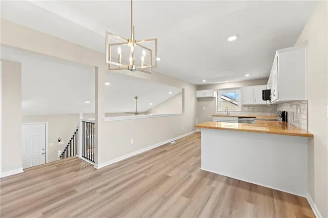 $369,900 | 8615 North Wayland Avenue, Kansas City, MO 64153