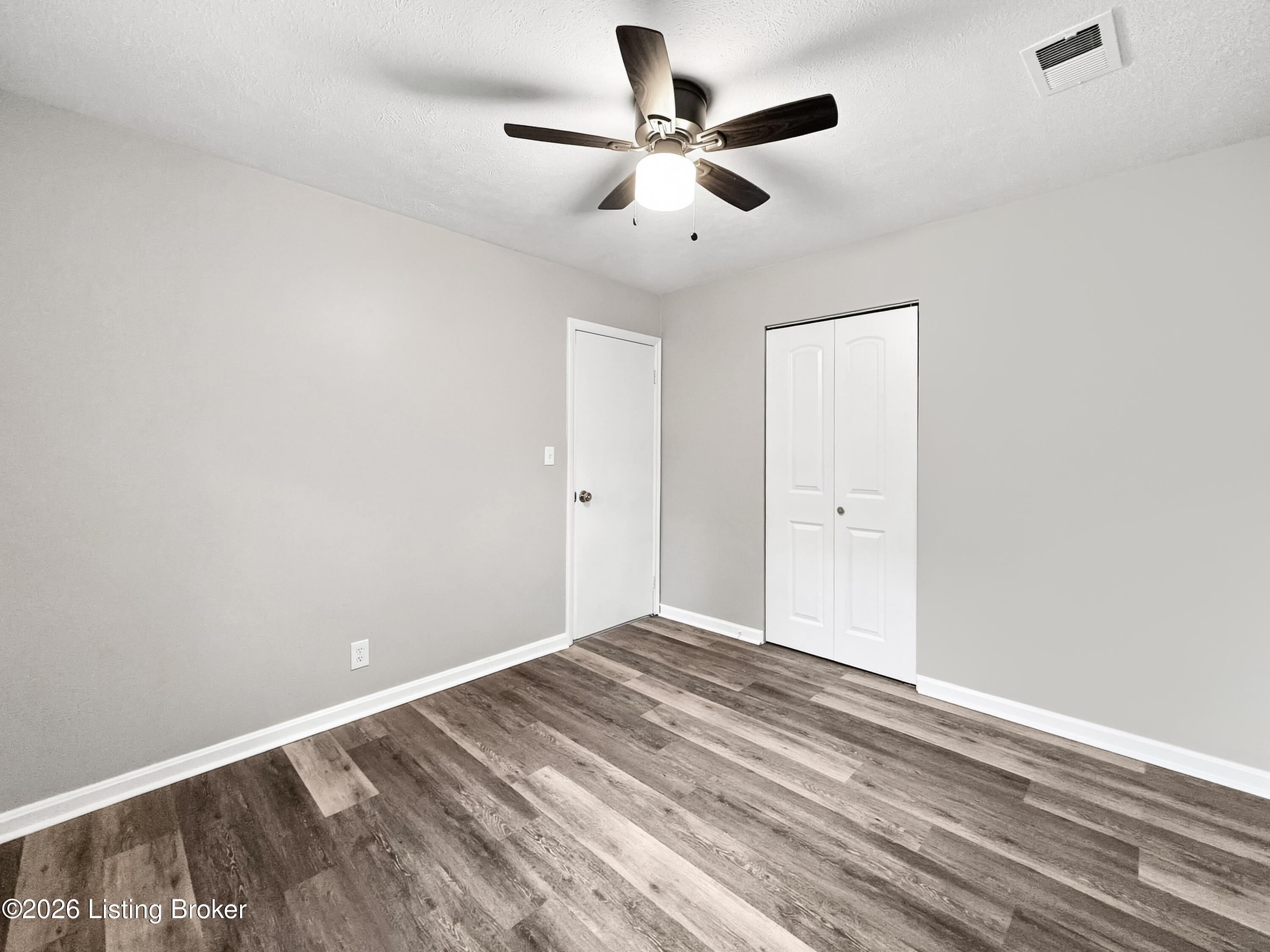 4502 Balaton Drive Louisville, KY 40219 - Photo 18 of 40 27