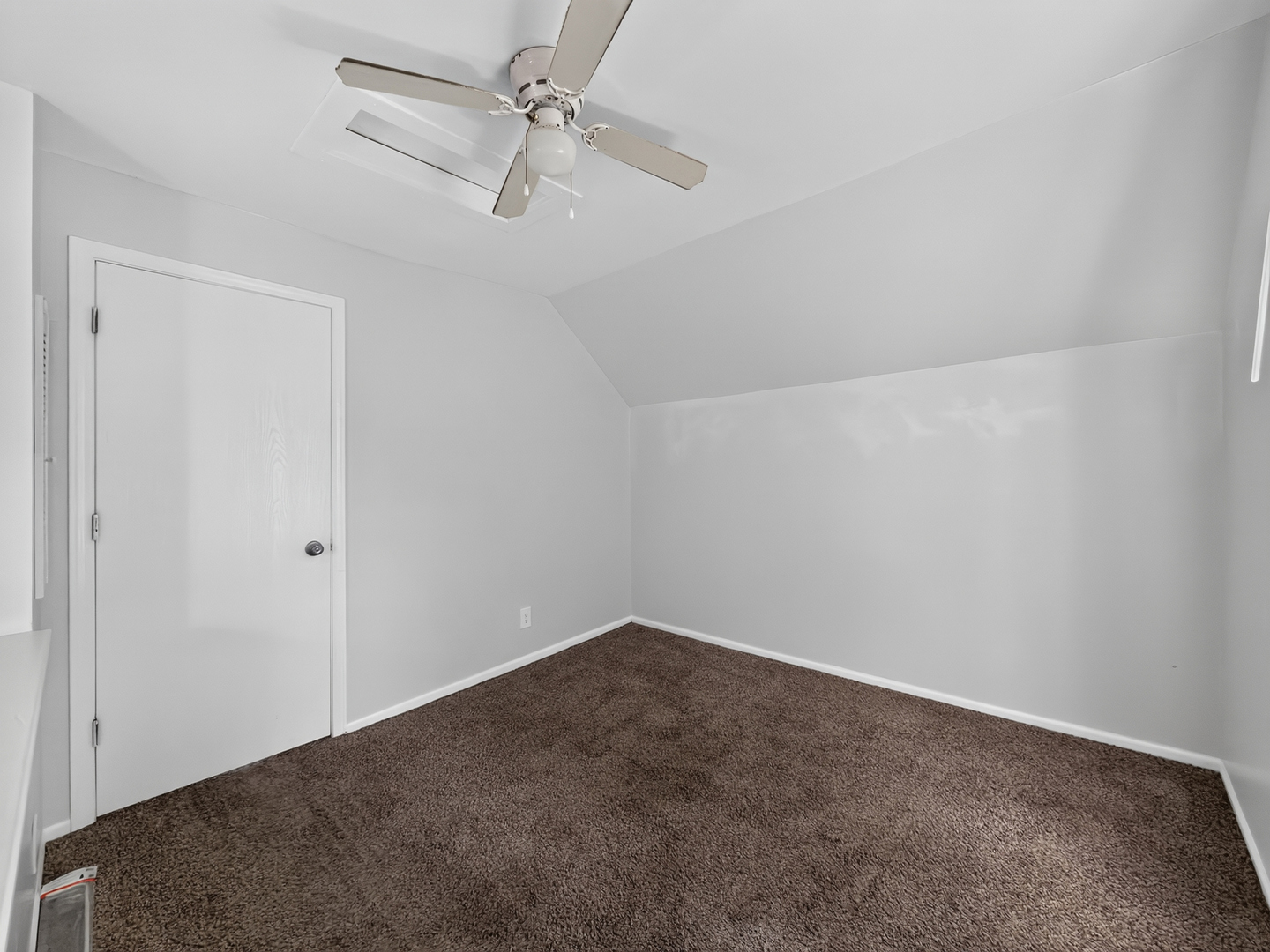529 Locust Street Sycamore, IL 60178 - Photo 15 of 25 Gallery Image 15