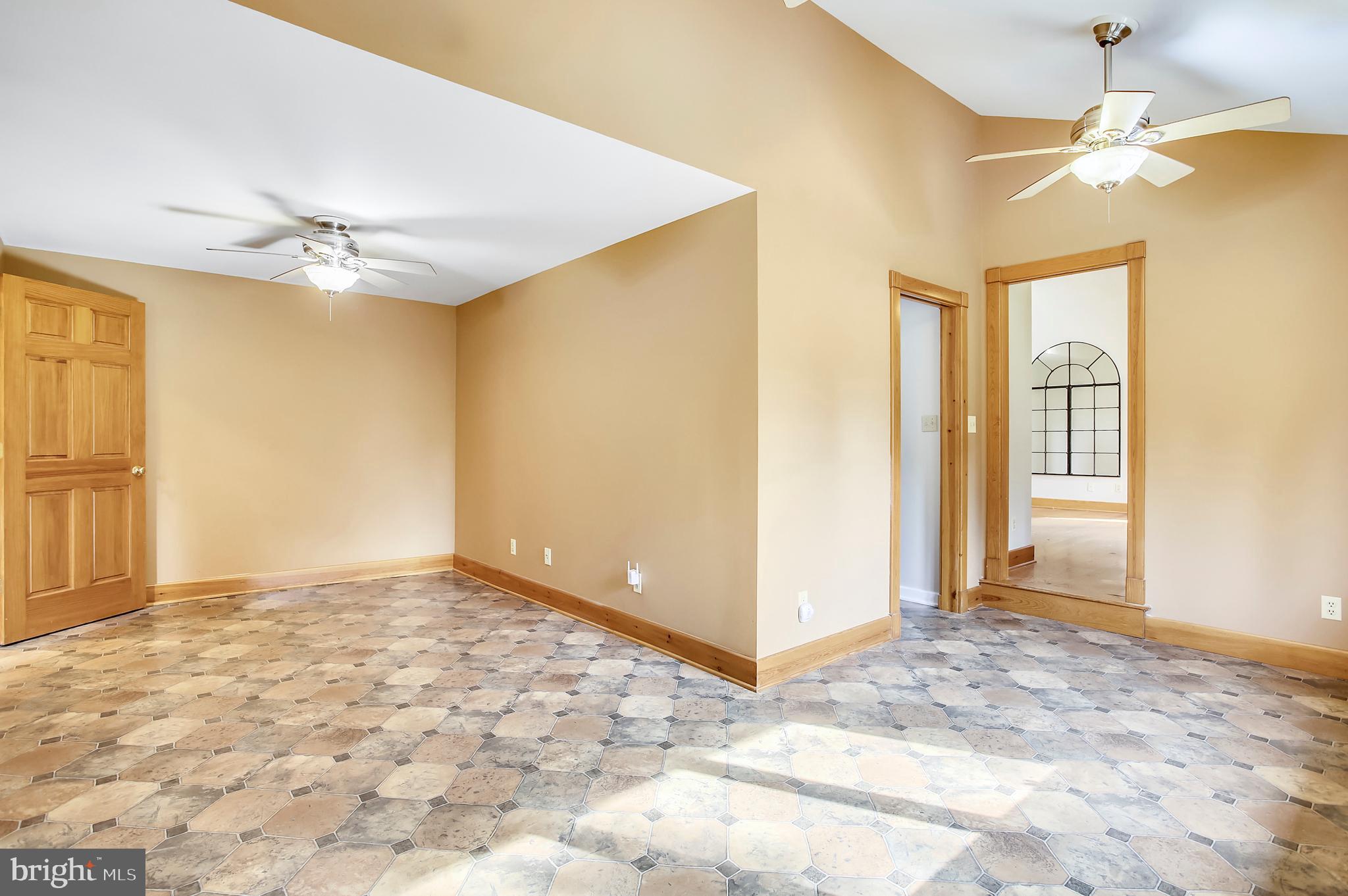 18237 Foreston Road Parkton, MD 21120 - Photo 11 of 29 Master Bedroom