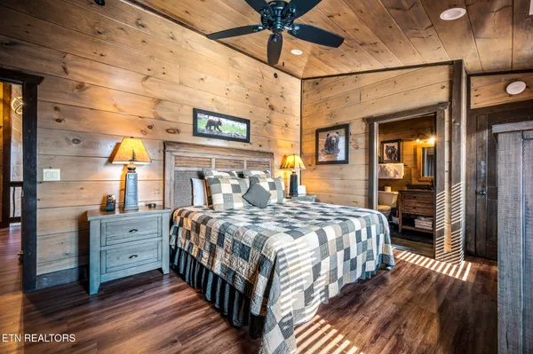 $1,849,900 | 1490 Sleepy Valley Lane, Sevierville, TN 37876