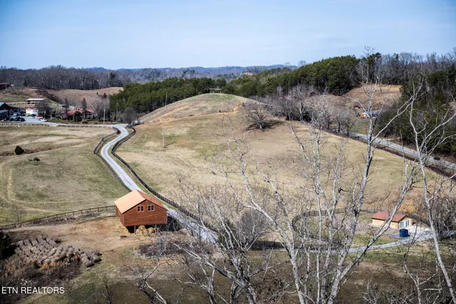 $1,899,000 | 1490 Sleepy Valley Lane, Sevierville, TN 37876