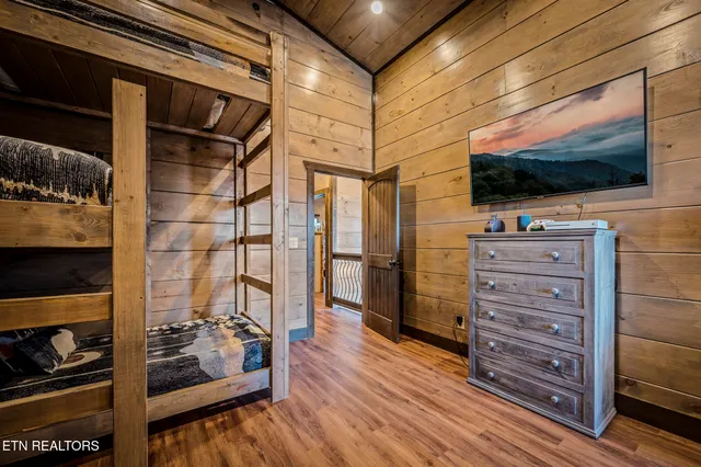 $1,899,000 | 1490 Sleepy Valley Lane, Sevierville, TN 37876