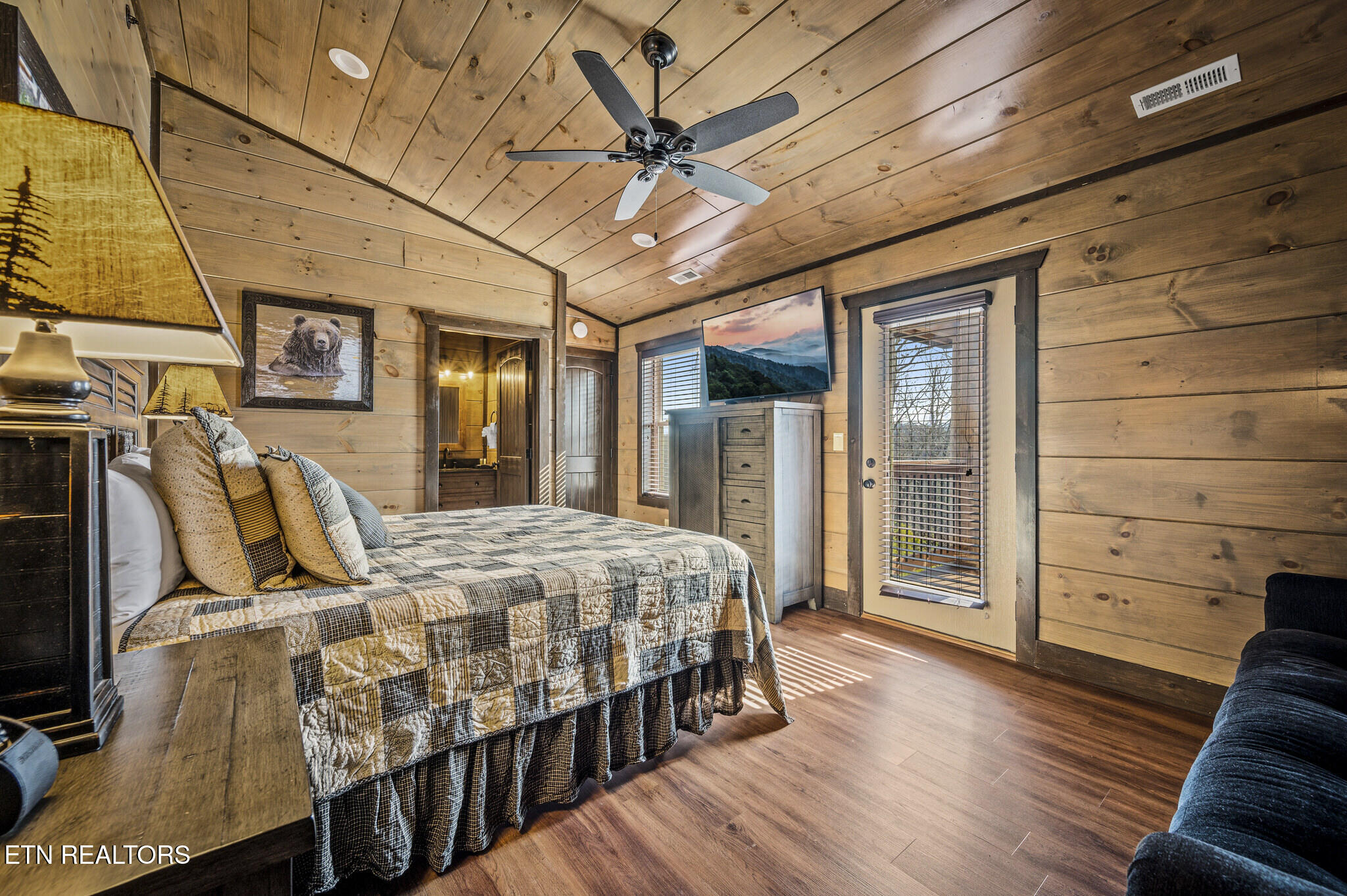 1490 Sleepy Valley Lane Sevierville, TN 37876 - Photo 28 of 49 JCM_6300