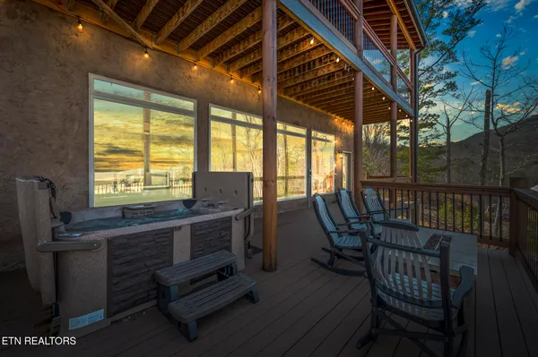 $1,849,900 | 1490 Sleepy Valley Lane, Sevierville, TN 37876