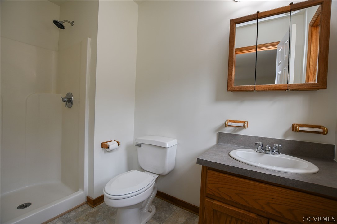204 Hazelwood Road Aylett, VA 23009 - Photo 18 of 18 Walk in shower