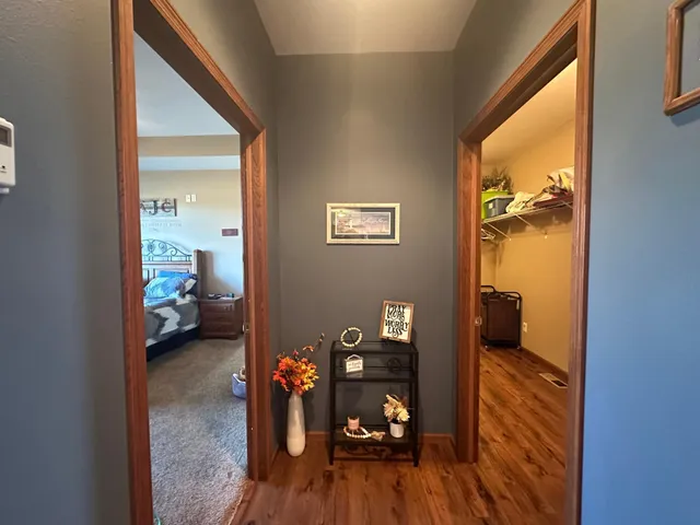 $565,000 | 240 North Pond Drive, Jackson, MN 56143