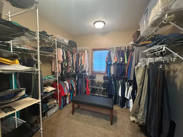 $565,000 | 240 North Pond Drive, Jackson, MN 56143