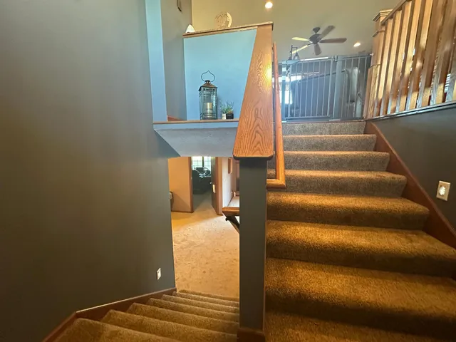 $565,000 | 240 North Pond Drive, Jackson, MN 56143