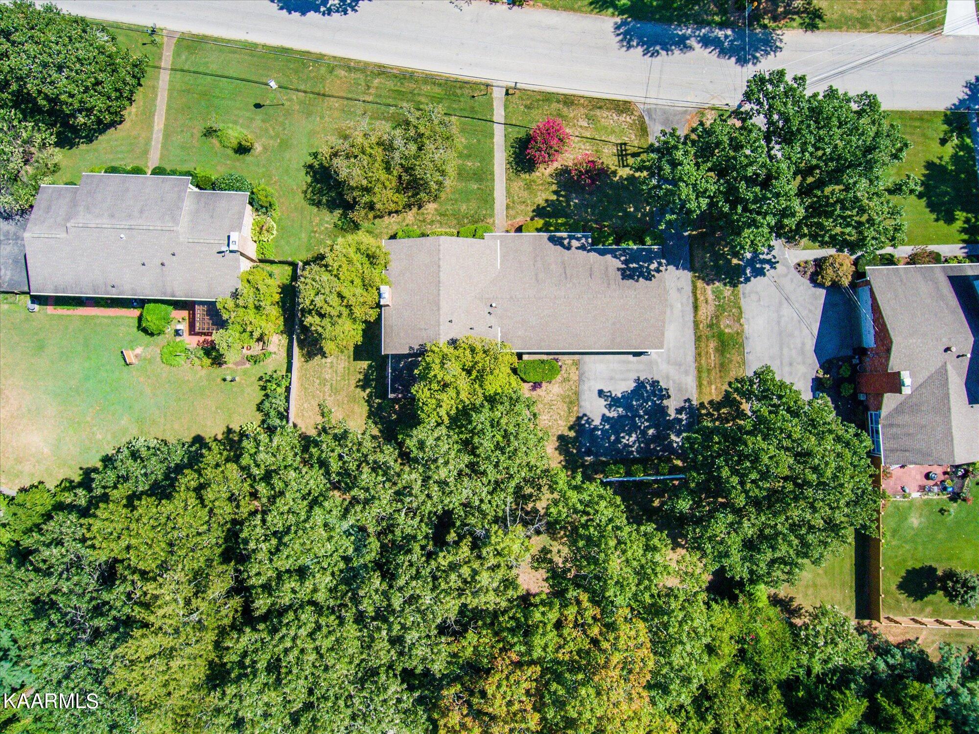 317 Highfield Road Knoxville, TN 37923 - Photo 26 of 30 26