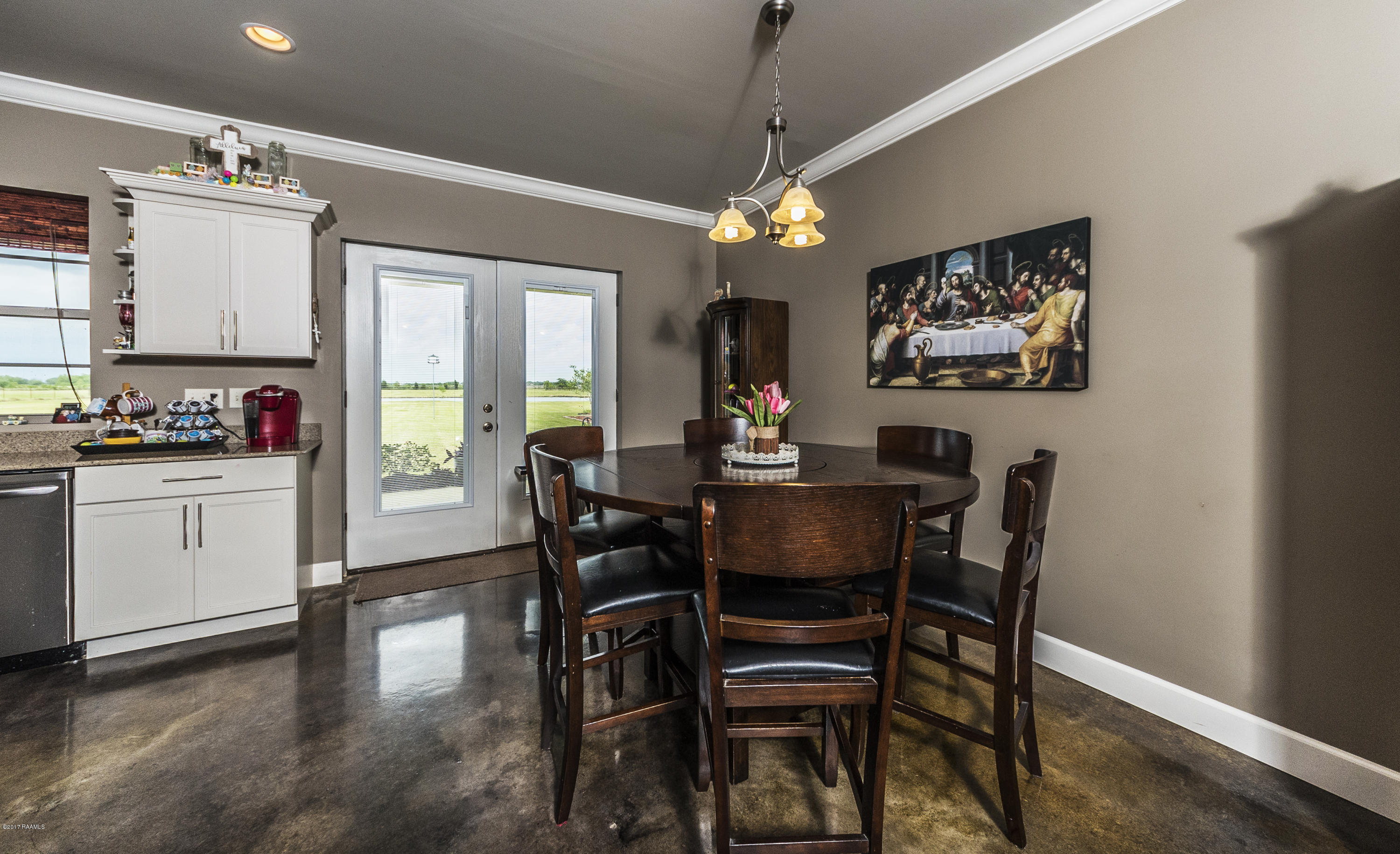 21726 Premier Road Kaplan, LA 70548 - Photo 14 of 39 Dining Area 1