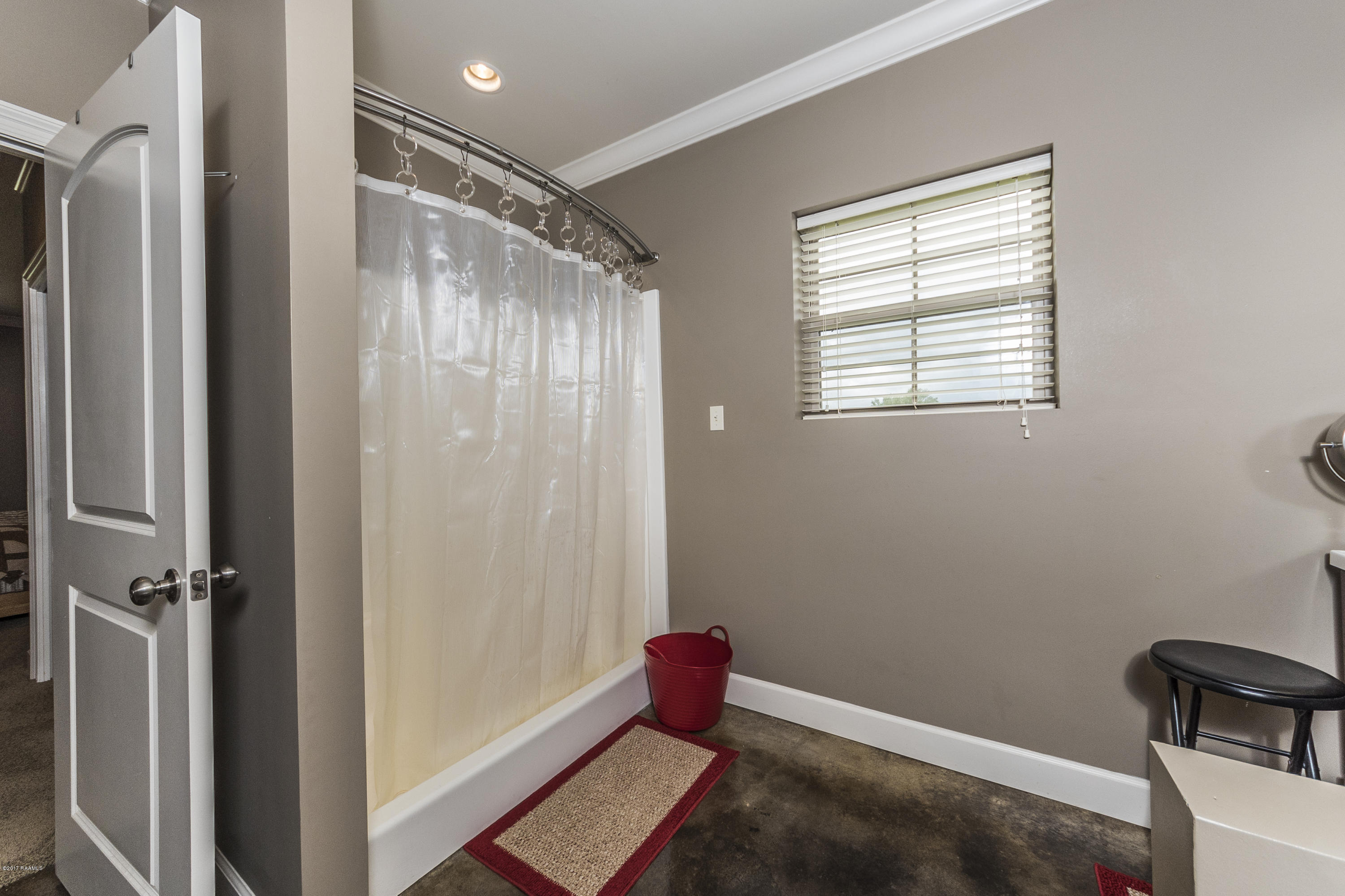 21726 Premier Road Kaplan, LA 70548 - Photo 20 of 39 Master Bath 2