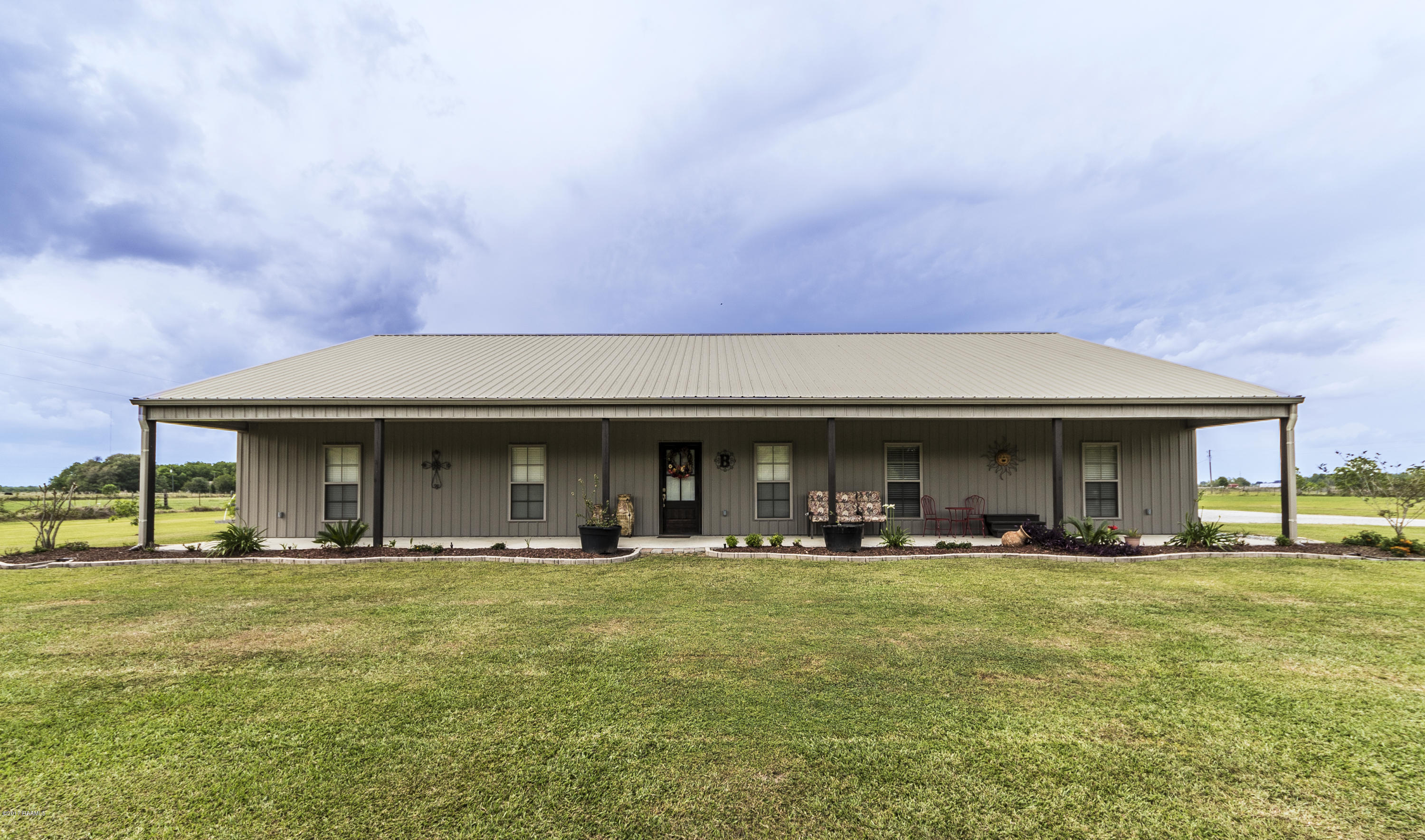 21726 Premier Road Kaplan, LA 70548 - Photo 2 of 39 Front 5
