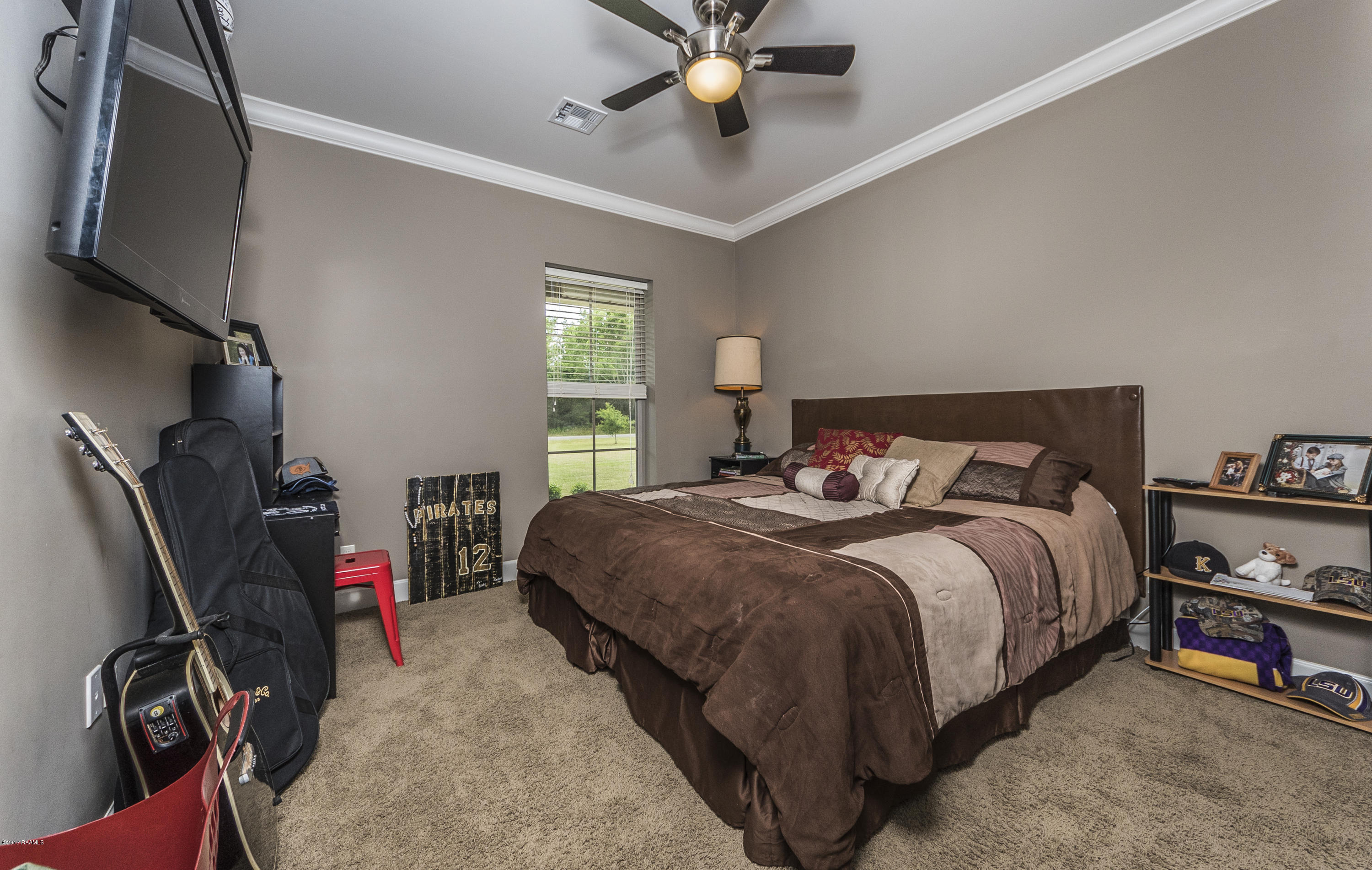 21726 Premier Road Kaplan, LA 70548 - Photo 21 of 39 2nd Bedroom 1