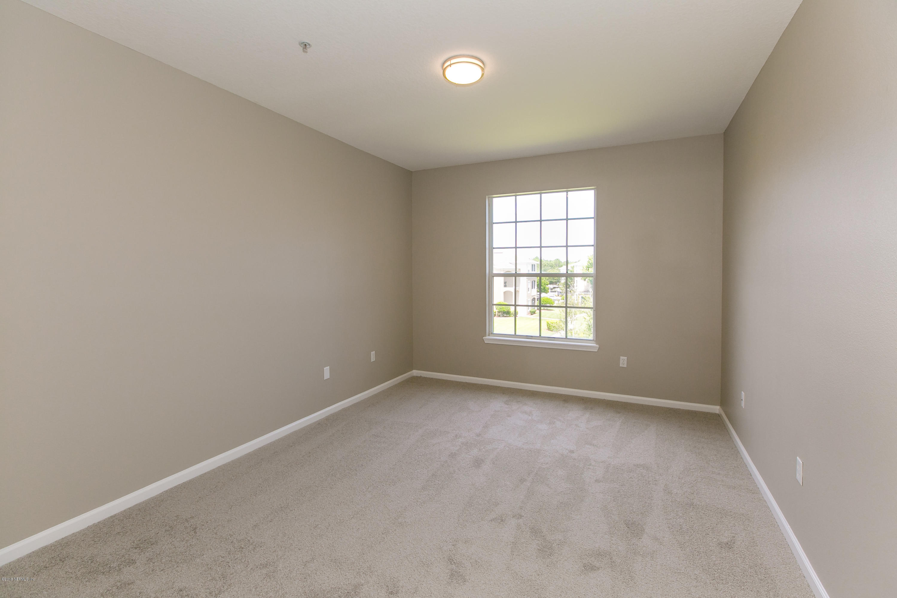 7990 Baymeadows Road, Unit 714 Jacksonville, FL 32256 - Photo 19 of 38 Bedroom 3