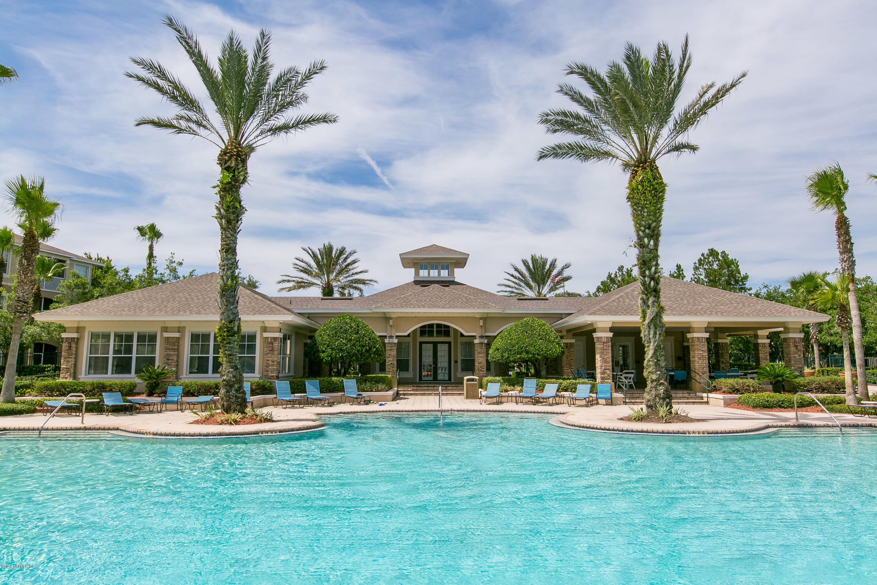 7990 Baymeadows Road, Unit 714 Jacksonville, FL 32256 - Photo 30 of 38 Pool