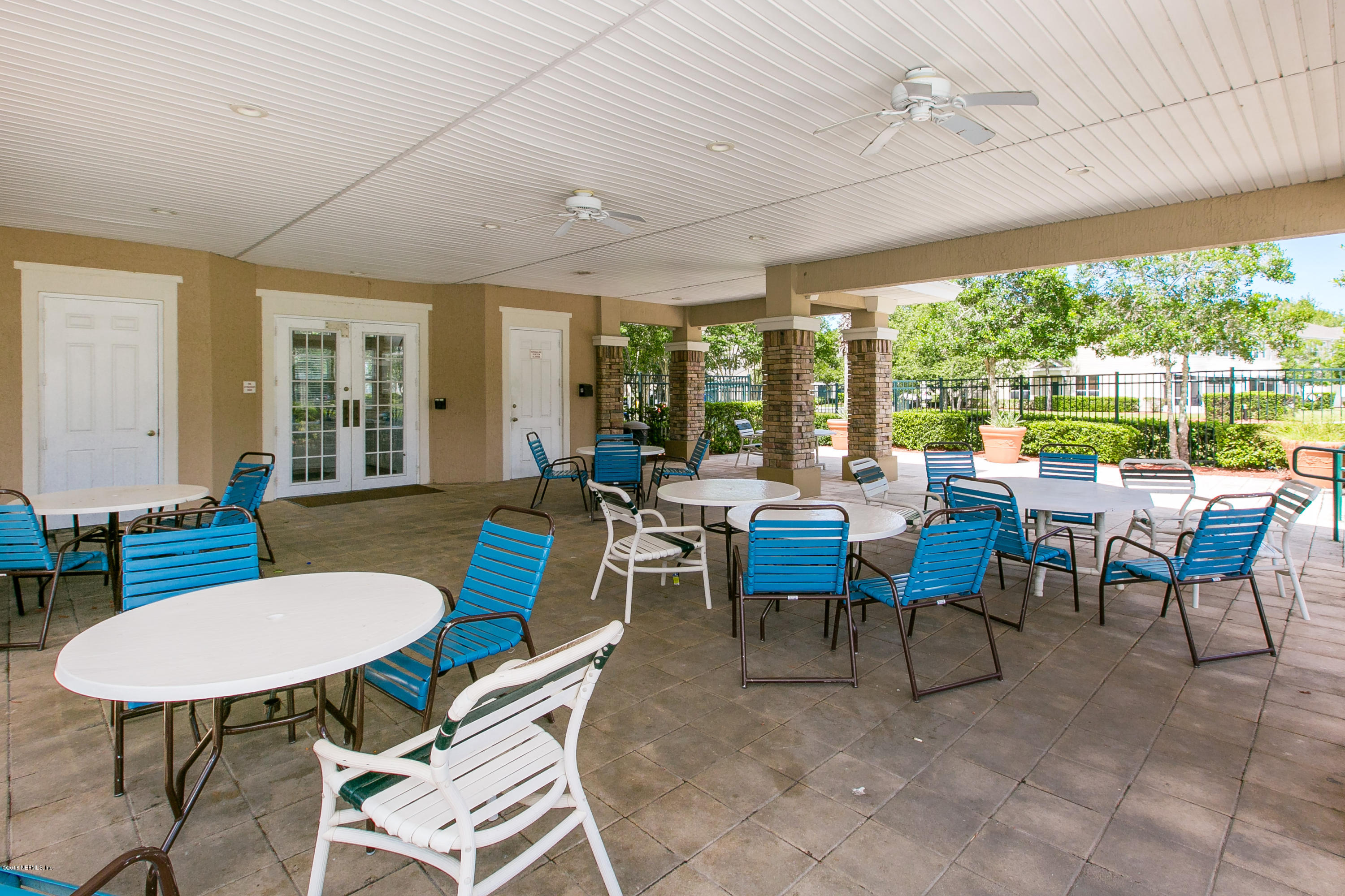 7990 Baymeadows Road, Unit 714 Jacksonville, FL 32256 - Photo 33 of 38 Pool Sitting Area