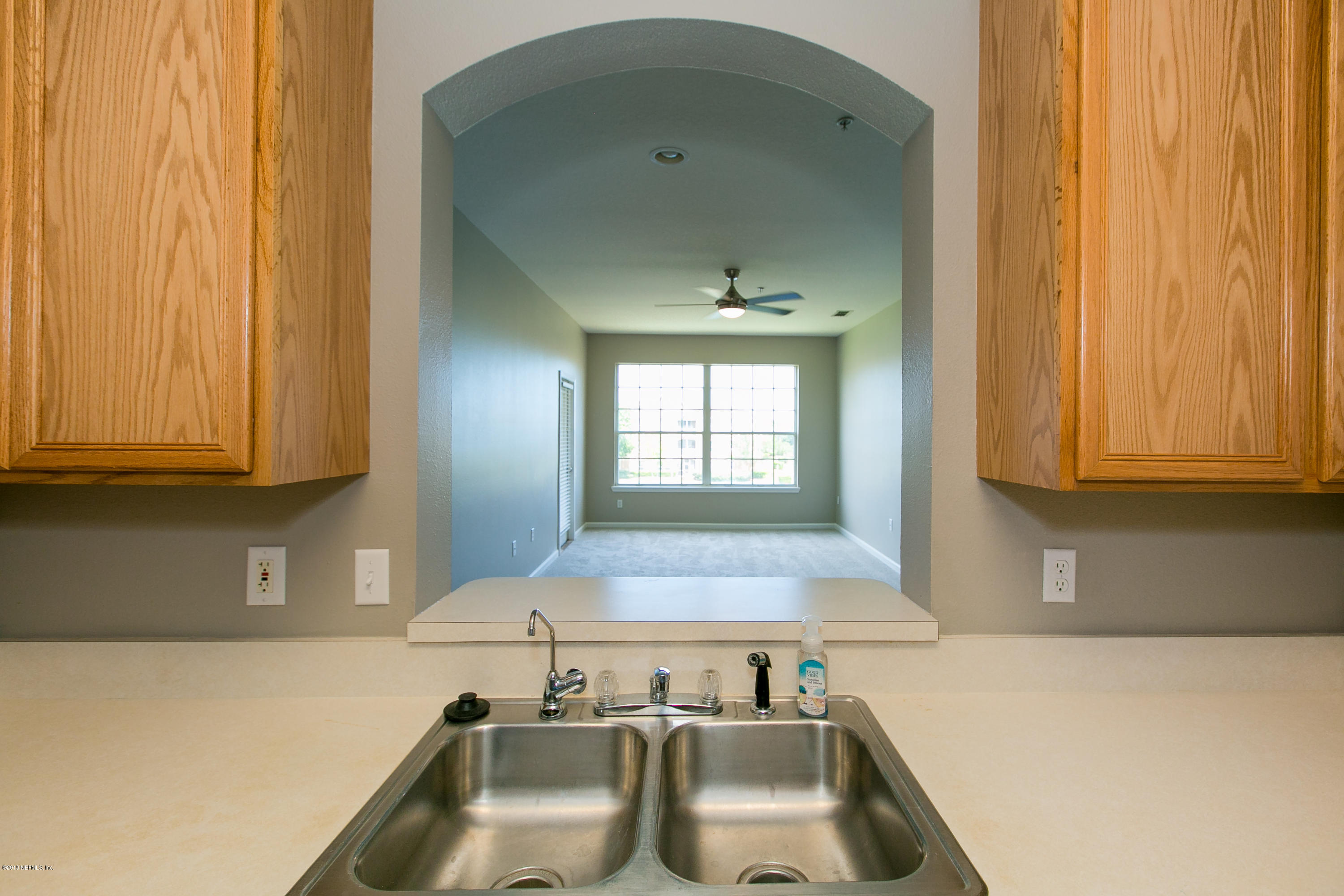 7990 Baymeadows Road, Unit 714 Jacksonville, FL 32256 - Photo 6 of 38 Service Bar