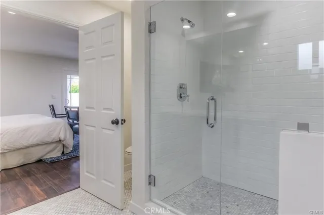 $1,250,000 | 1925 North Screenland Drive, Burbank, CA 91505