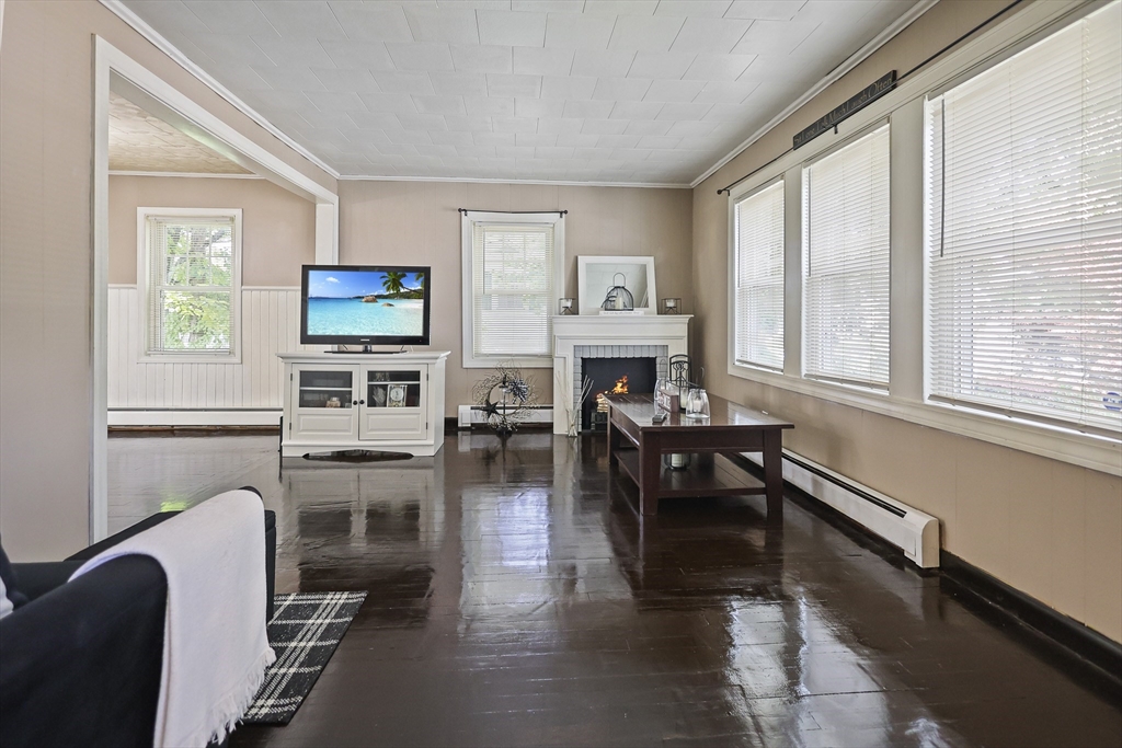 3 Kimball Road Methuen, MA 01844 - Photo 5 of 33 Gallery Image 5