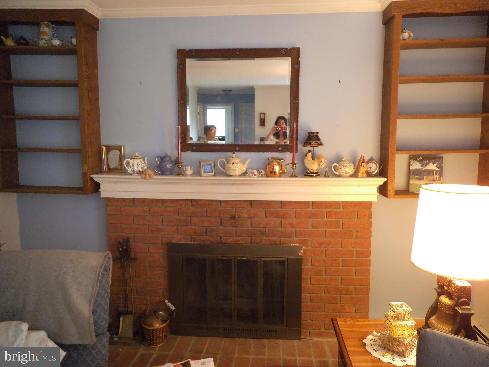 14151 Strite Road Hagerstown, MD 21742 - Photo 9 of 13 Living Room