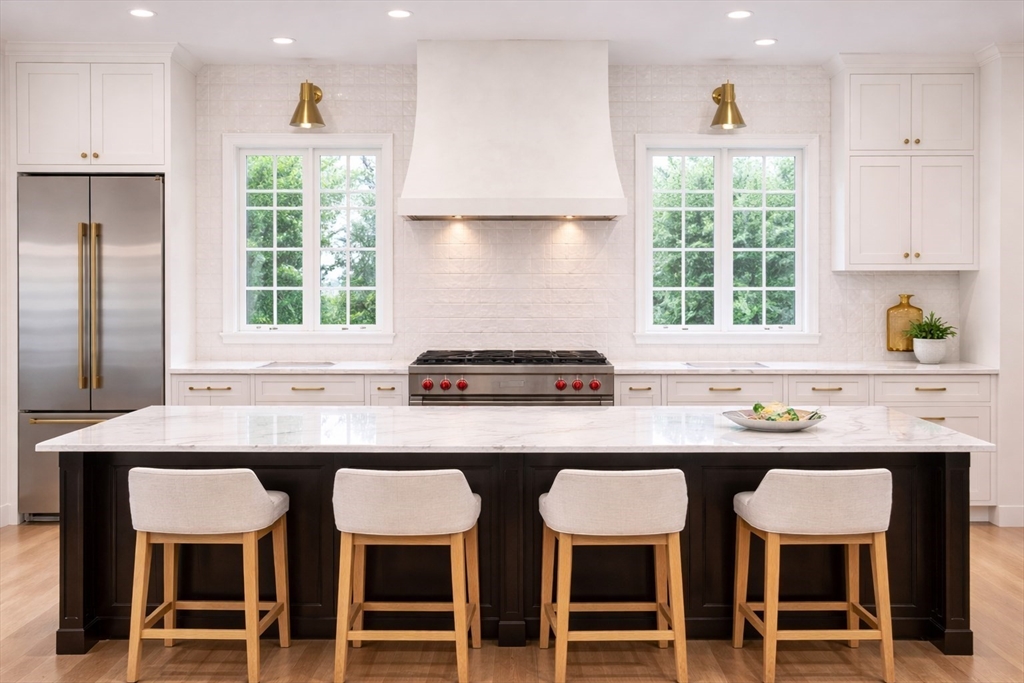 37 Foley Beach Road Hingham, MA 02043 - Photo 3 of 5