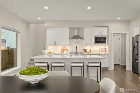 $645,900 | 33475 Three Lakes Lane, Black Diamond, WA 98010