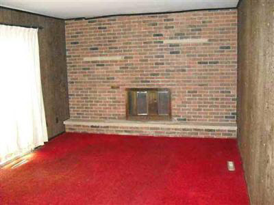 1503 Fenner Road Owosso, MI 48867 - Photo 8 of 9 20136333-7.JPG