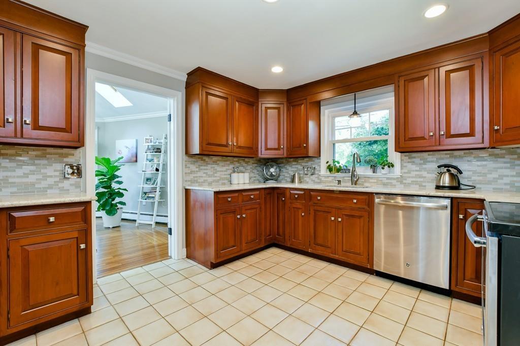 165 Concord Road Sudbury, MA 01776 - Photo 10 of 32 Gallery Image 10