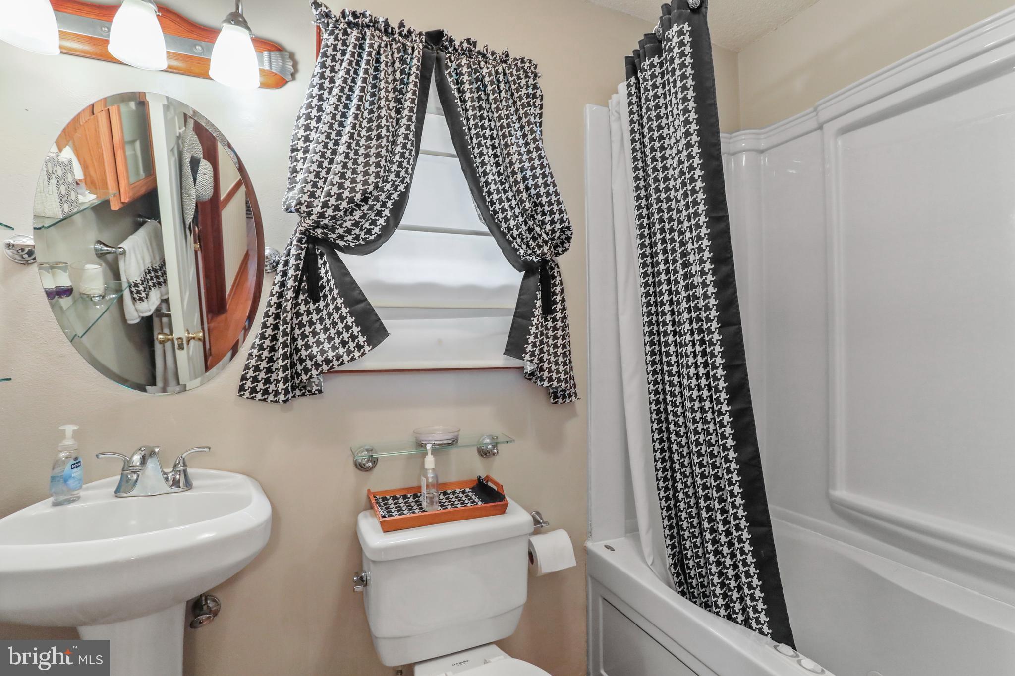 254 Hawick Road Inwood, WV 25428 - Photo 36 of 68 Gallery Image 36