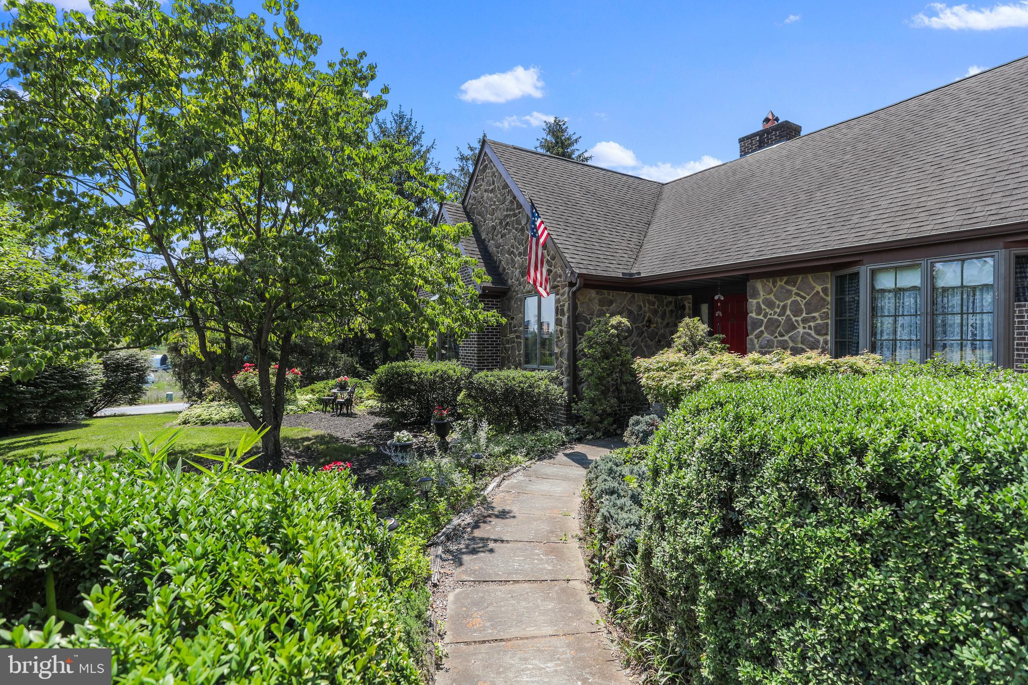 254 Hawick Road Inwood, WV 25428 - Photo 4 of 68 Gallery Image 4
