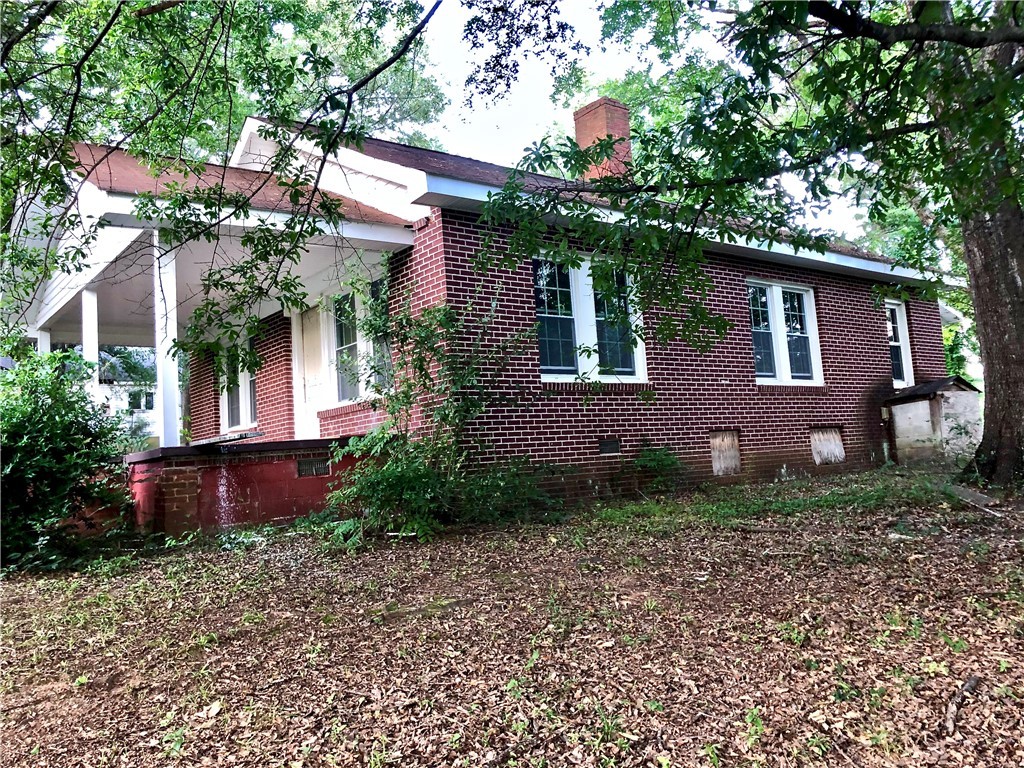 200 Moore Avenue Walhalla, SC 29691 - Photo 4 of 16 Gallery Image 4