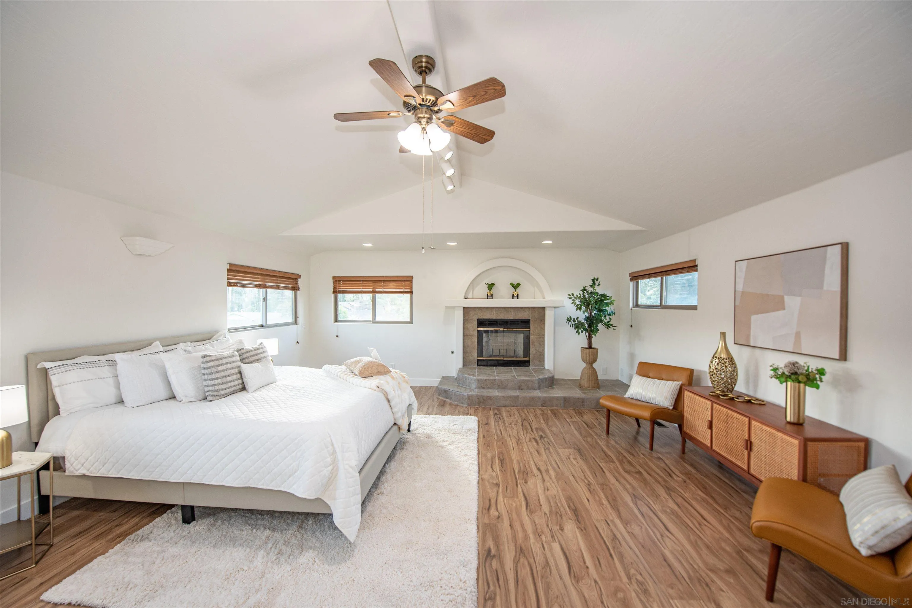13419 Sebago Avenue Poway, CA 92064 - Photo 27 of 44 Gallery Image 27