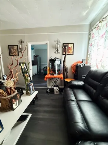 $114,900 | 376-378 Jefferson Avenue, Rochester, NY 14608