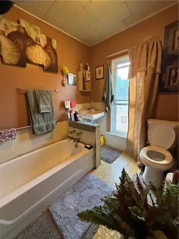 $114,900 | 376-378 Jefferson Avenue, Rochester, NY 14608