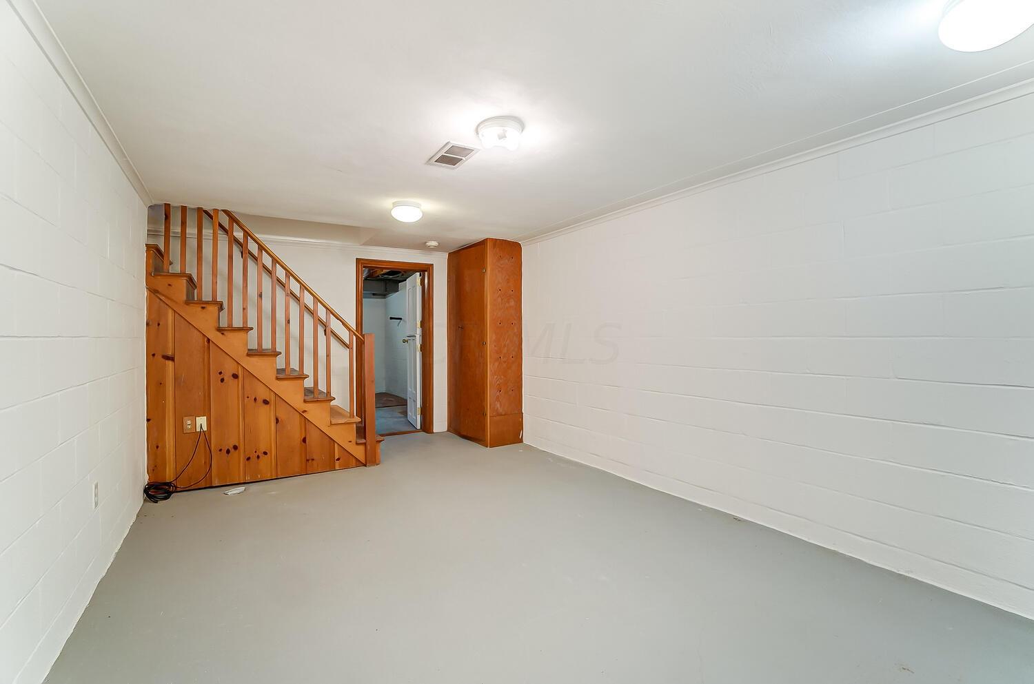 2710 Henthorn Road Columbus, OH 43221 - Photo 40 of 48 Lower Level Rec Room Alt View