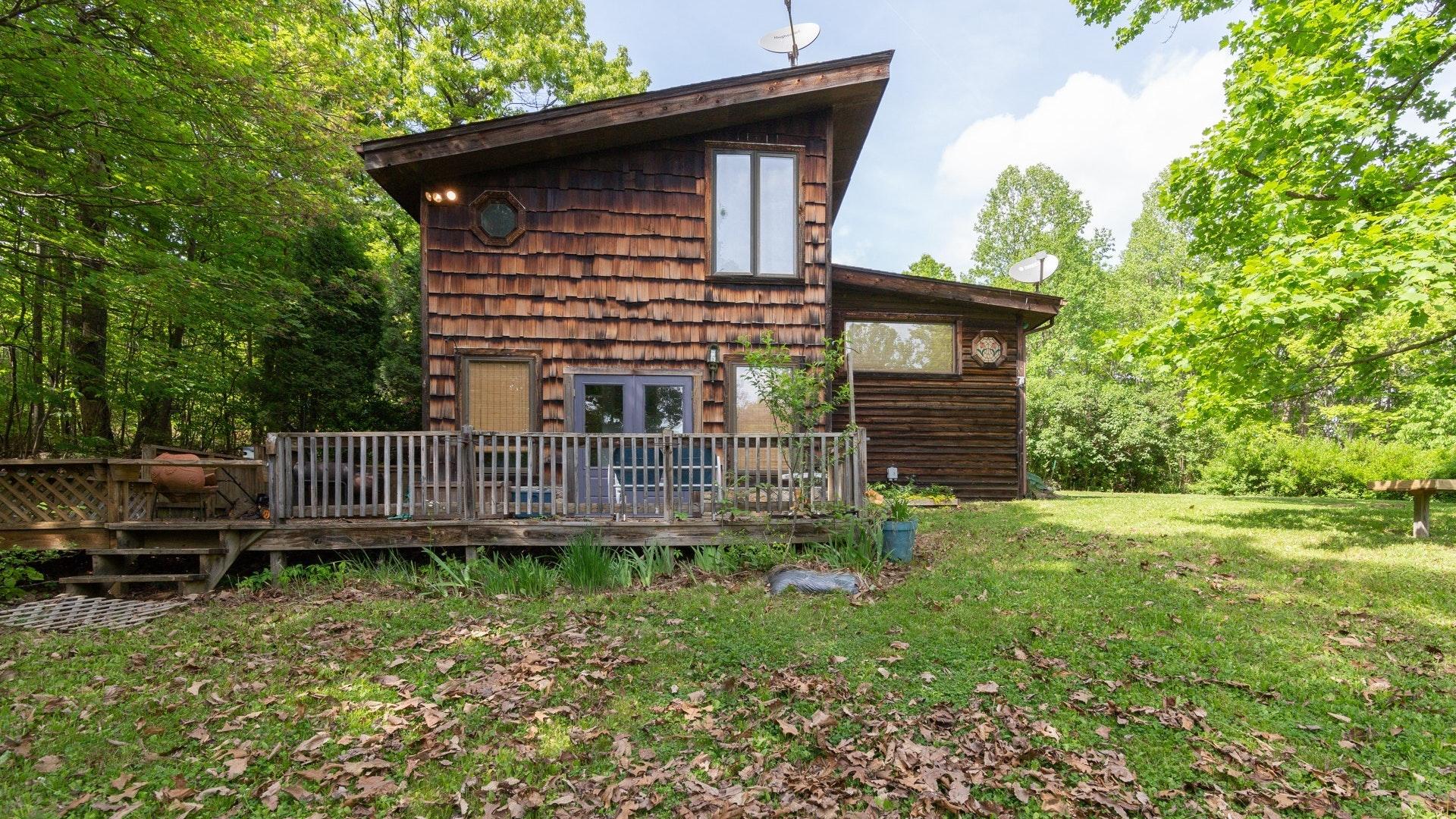 7755 Jeters Chapel Road Vinton, VA 24179 - Photo 1 of 26 front