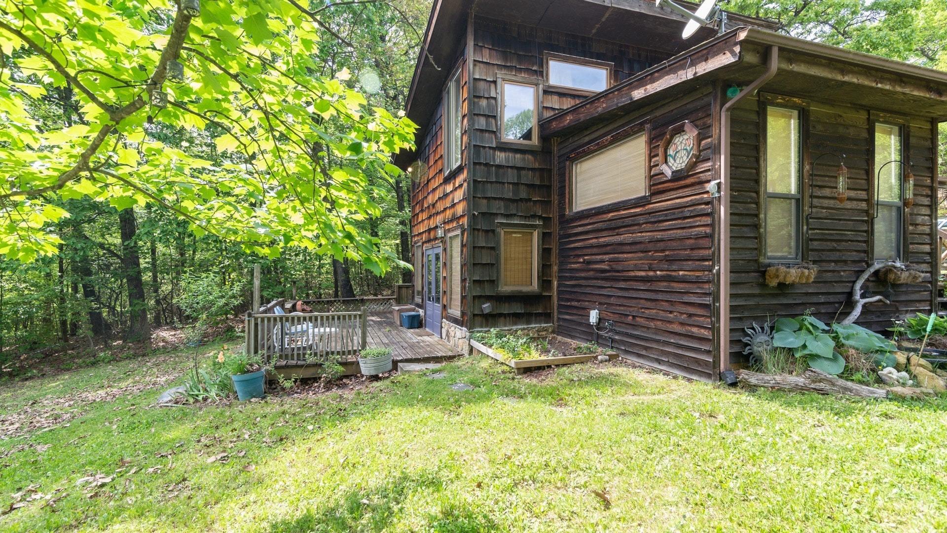 7755 Jeters Chapel Road Vinton, VA 24179 - Photo 7 of 26 outside 5