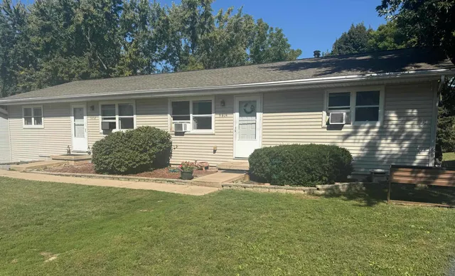 $539,900 | 5802 Sauk Lane, McFarland, WI 53558